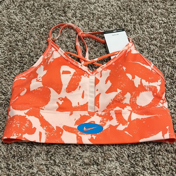 Nike Small Set - Picture 2 of 3